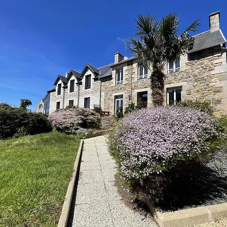 Maison Vue Sur Avec Jardin Wifi Au Port De Ploumanac'h A - Ref 325 Villa *