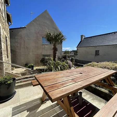 Maison Vue Sur Avec Jardin Wifi Au Port De Ploumanac'h A - Ref 325